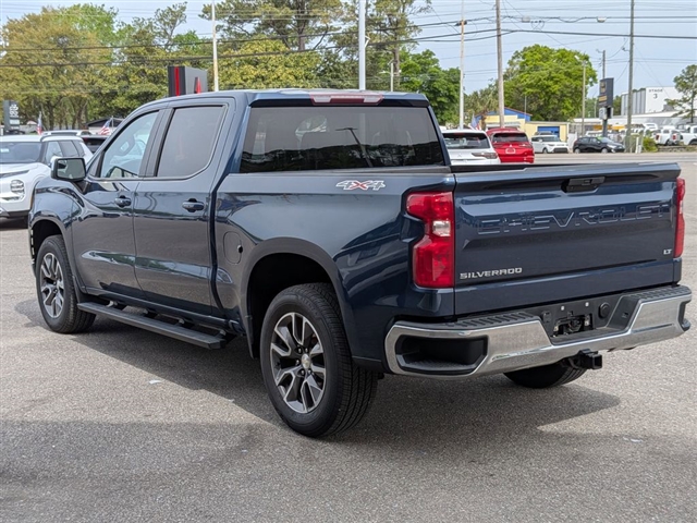 2020 Chevrolet Silverado 1500 LT:02200UU