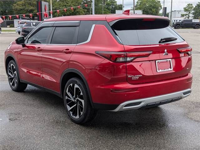 2024 Mitsubishi Outlander SE:30283N