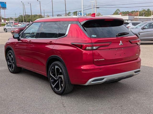 2023 Mitsubishi Outlander SE:39881N