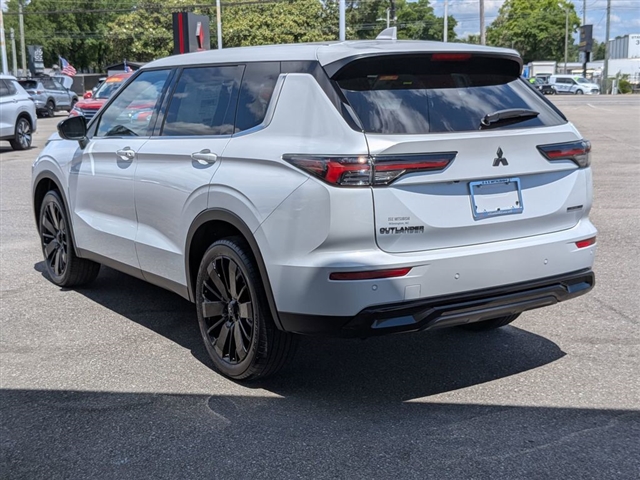 2026 Mitsubishi Outlander SE:MI30440