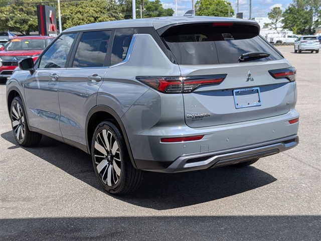 2026 Mitsubishi Outlander SE:MI30410