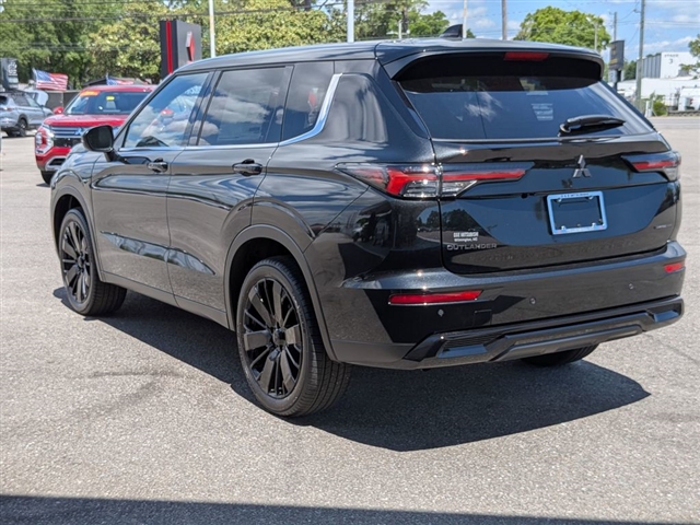 2026 Mitsubishi Outlander SE:MI30420
