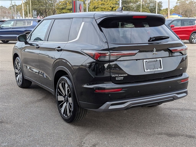 2026 Mitsubishi Outlander SE:MI30150