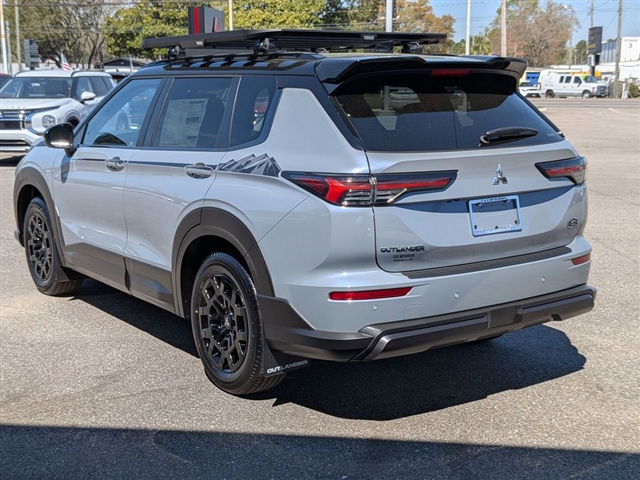2026 Mitsubishi Outlander SE:MI130320
