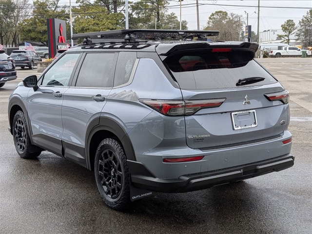 2026 Mitsubishi Outlander SE:MI130110