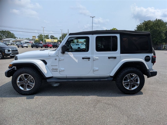 2022 Jeep Wrangler Unlimited Unlimited Sahara:02490UU