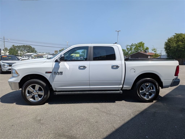 2018 RAM 1500 SLT:02170UU