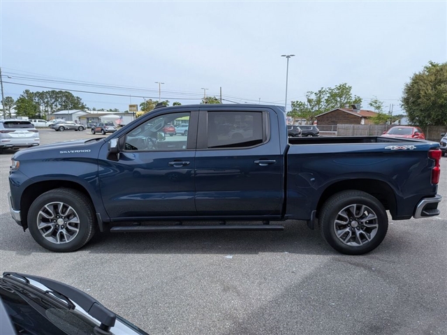 2020 Chevrolet Silverado 1500 LT:02200UU