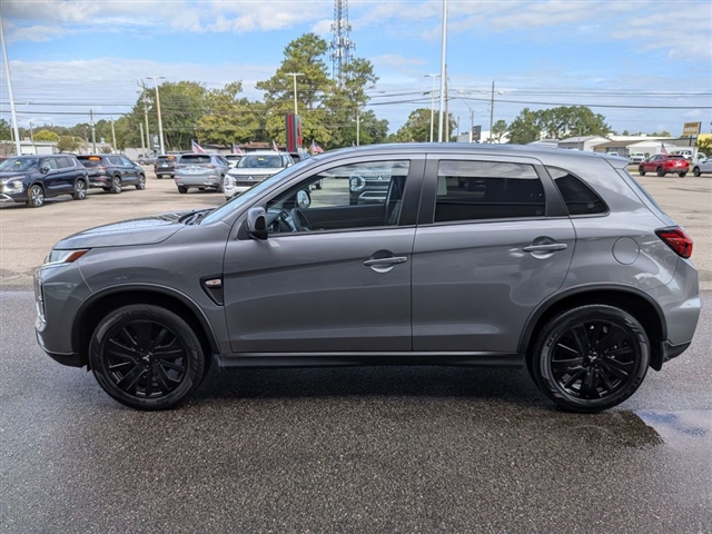 2023 Mitsubishi Outlander Sport LE:39792N
