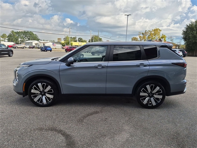 2026 Mitsubishi Outlander SE:MI30620