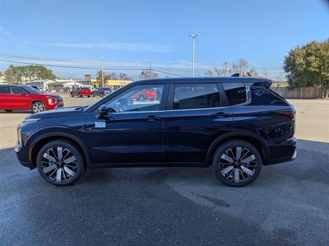 2026 Mitsubishi Outlander SE:MI30090