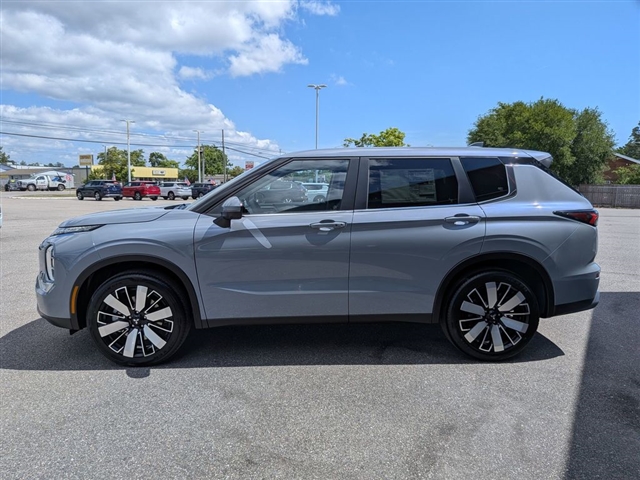 2026 Mitsubishi Outlander SE:MI30410