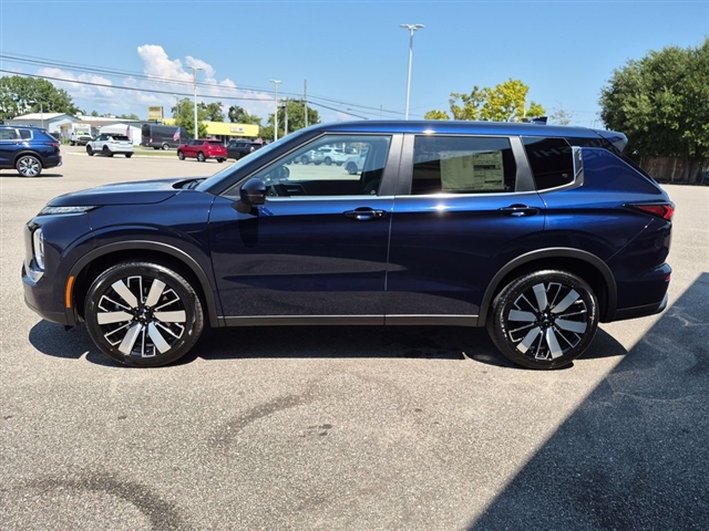 2026 Mitsubishi Outlander SE:MI30520