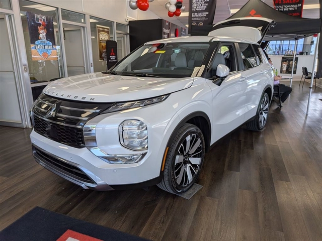 2026 Mitsubishi Outlander SE:MI30390