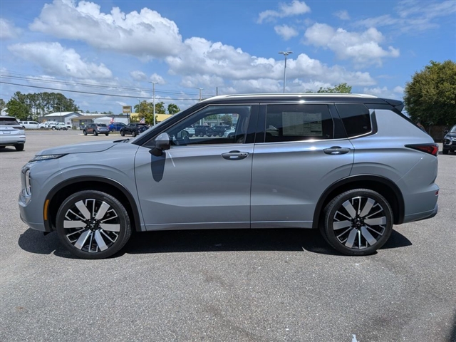 2025 Mitsubishi Outlander SEL:MU39520