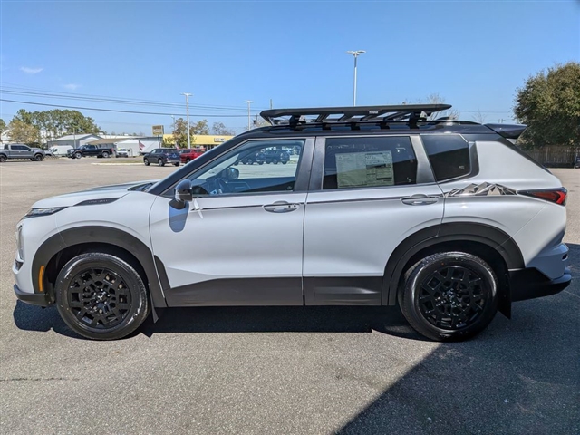 2026 Mitsubishi Outlander SE:MI130310