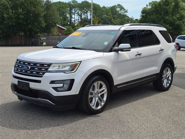 2017 Ford Explorer Limited:02560UU