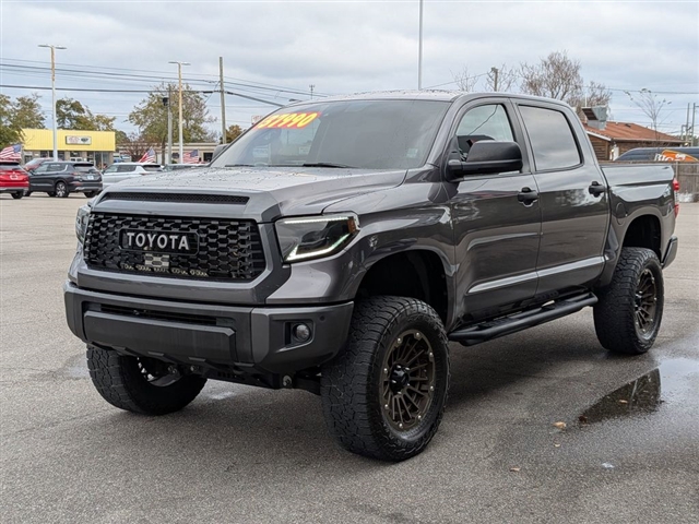 2020 Toyota Tundra SR5:01960UU