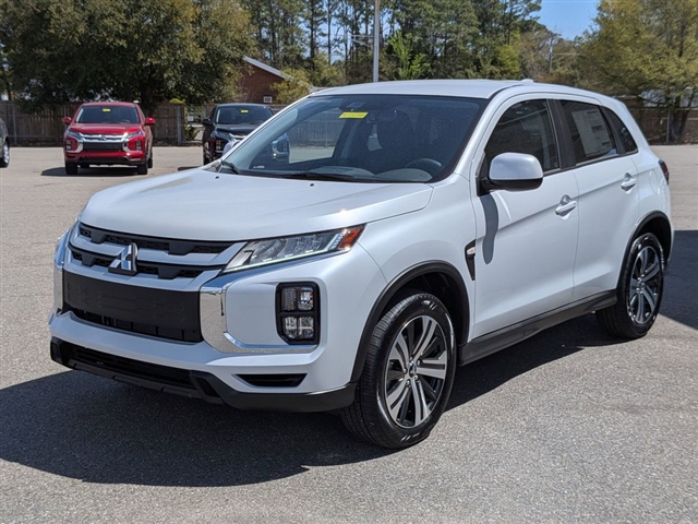 2026 Mitsubishi Outlander Sport SE:MI330340