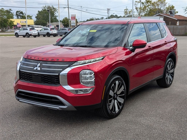 2025 Mitsubishi Outlander SE:MM39840