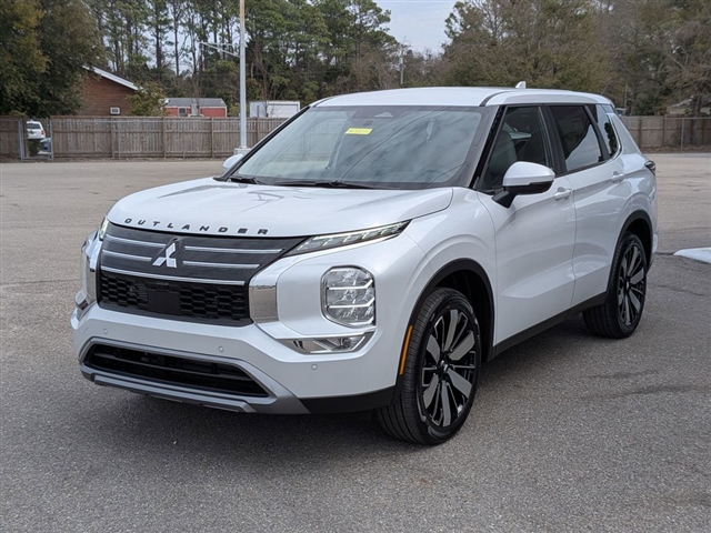 2026 Mitsubishi Outlander SE:MI30270