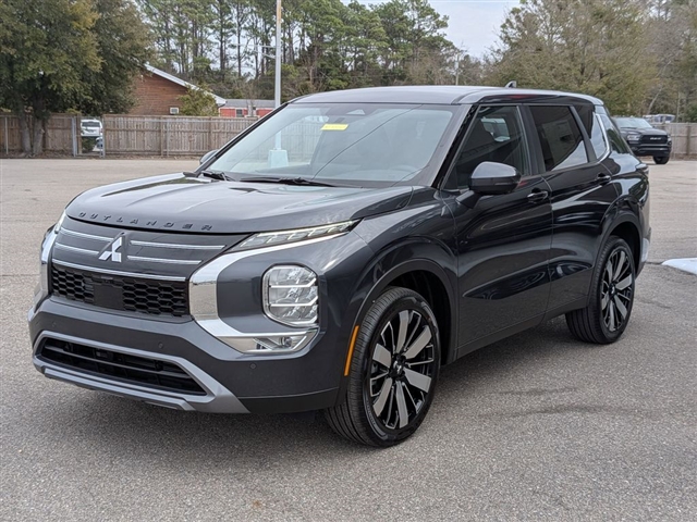 2026 Mitsubishi Outlander SE:MI30260