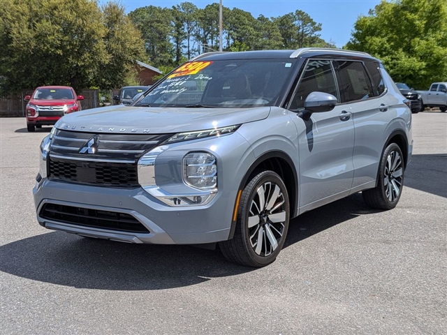 2025 Mitsubishi Outlander SEL:MU39520