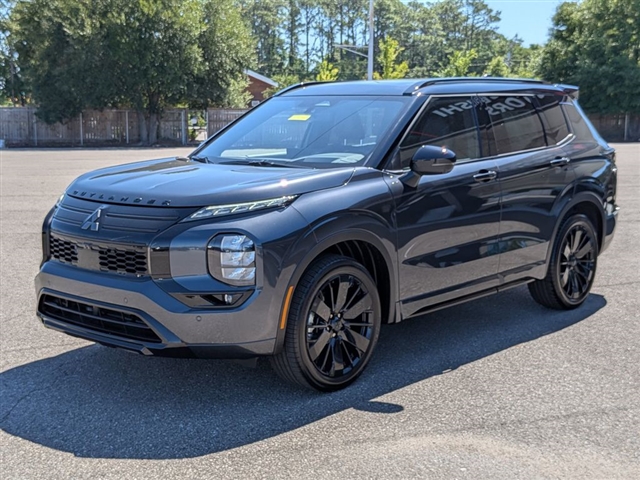 2026 Mitsubishi Outlander Black Edition:MI30460