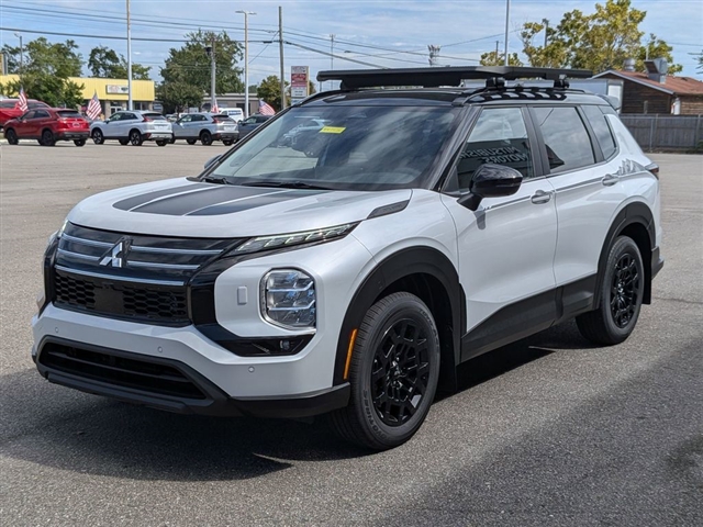 2025 Mitsubishi Outlander Trail Edition:MM139780