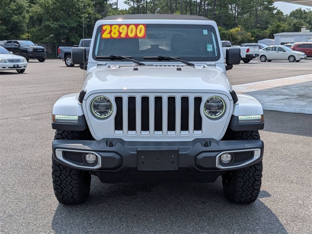 2022 Jeep Wrangler Unlimited Unlimited Sahara:02490UU