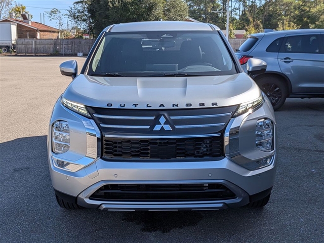 2025 Mitsubishi Outlander SE:MM39940