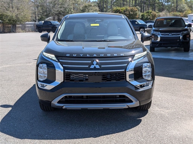 2026 Mitsubishi Outlander SE:MI30300
