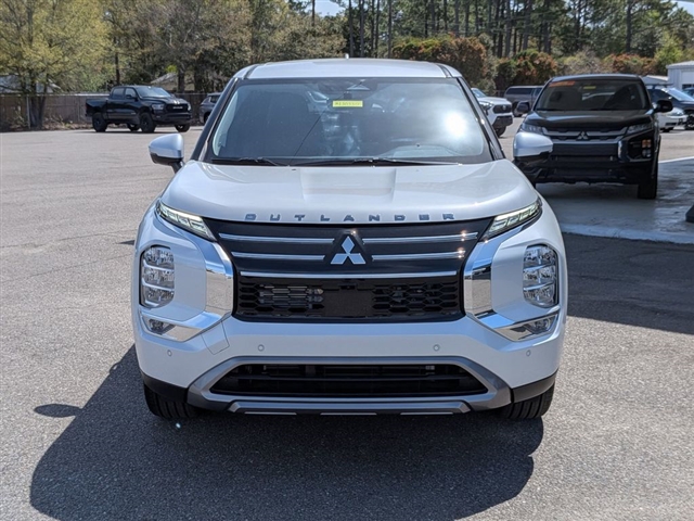 2026 Mitsubishi Outlander SE:MI30330