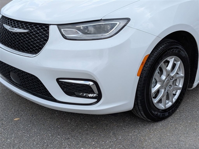 2022 Chrysler Pacifica Touring L:02150UU