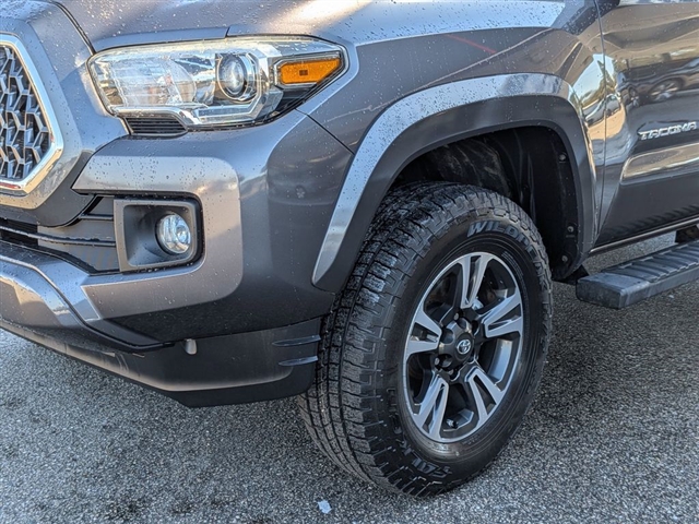 2018 Toyota Tacoma TRD Off-Road:02030UU