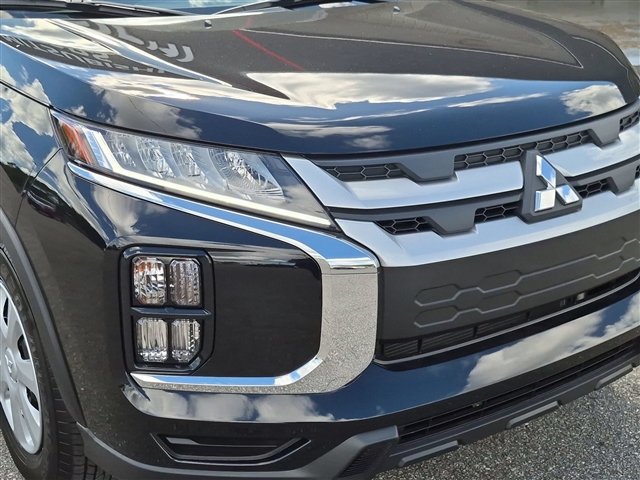 2027 Mitsubishi Outlander Sport S:MI230550