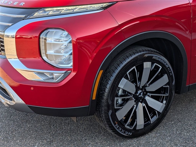 2026 Mitsubishi Outlander SE:MI30050