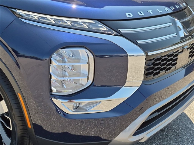 2026 Mitsubishi Outlander SE:MI30520