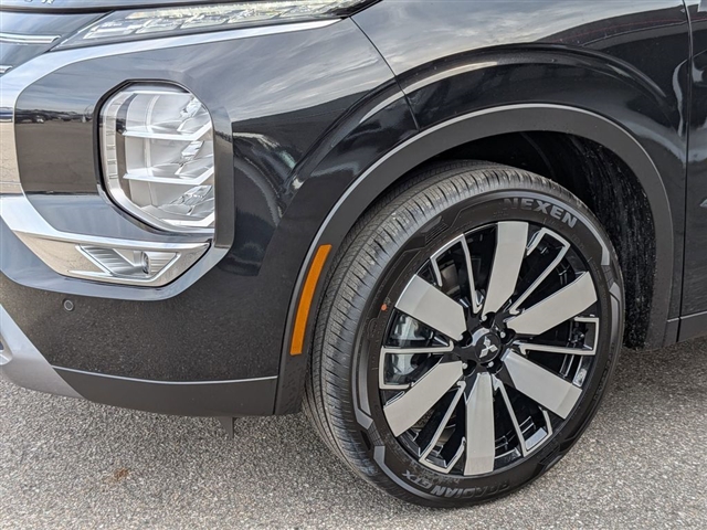 2026 Mitsubishi Outlander SE:MI30140