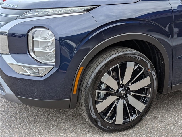 2026 Mitsubishi Outlander SE:MI30250