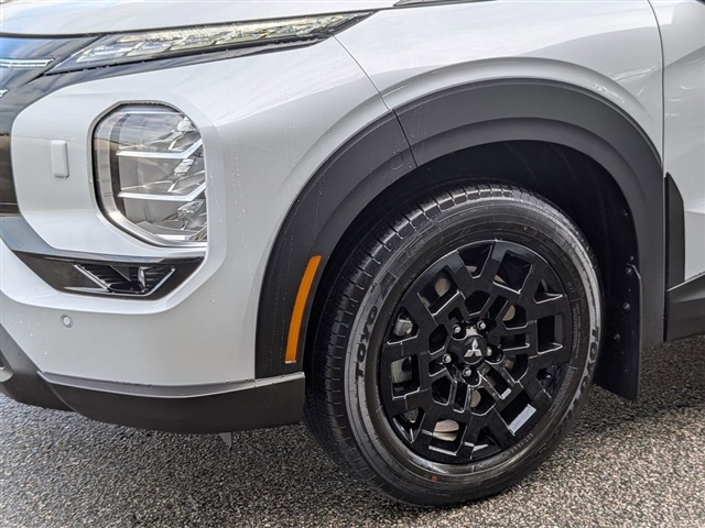 2025 Mitsubishi Outlander Trail Edition:MM39980