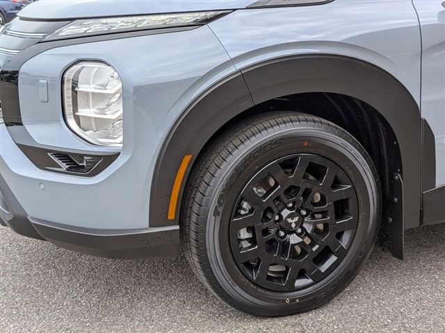 2026 Mitsubishi Outlander SE:MI130200