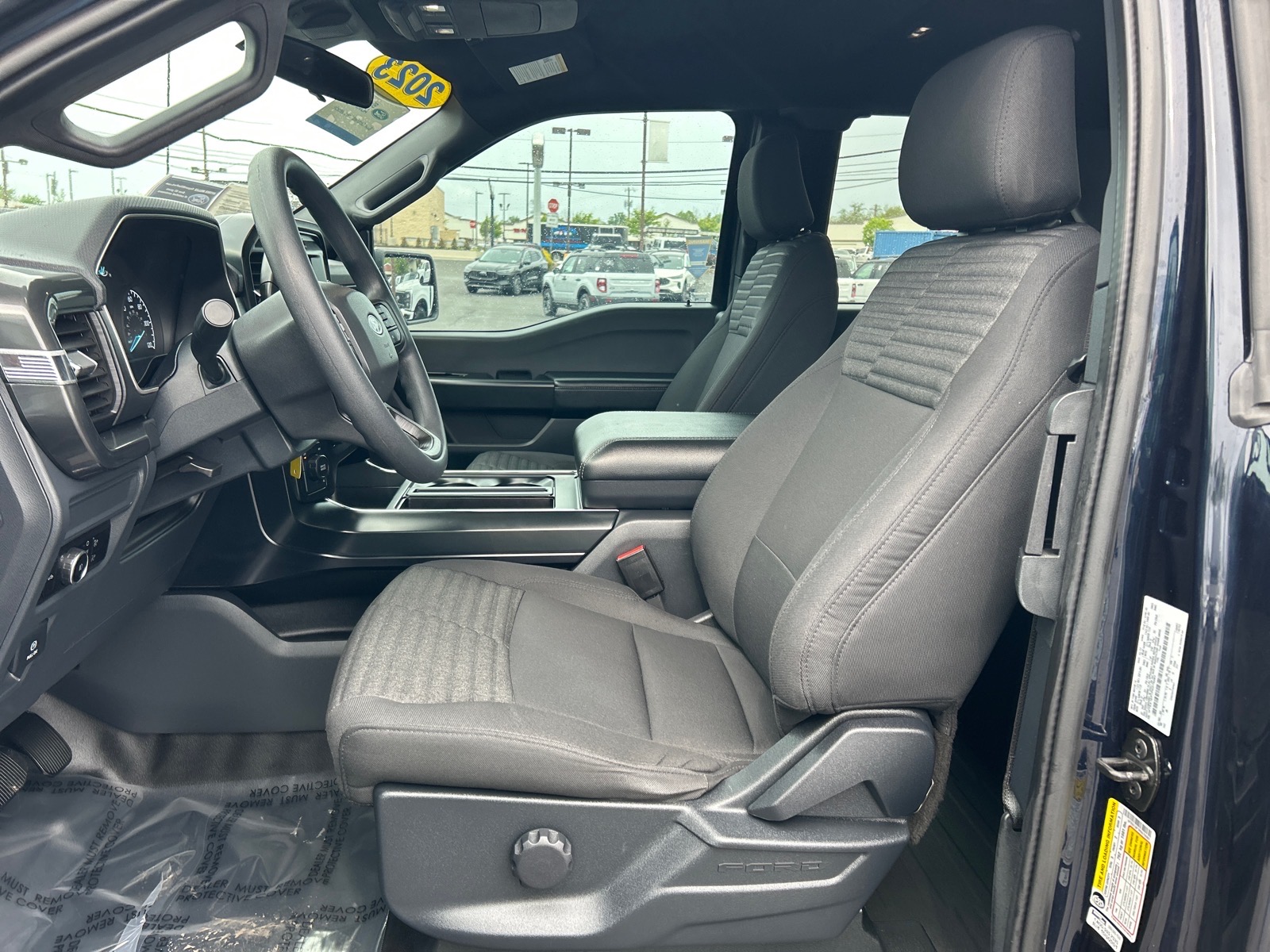 View vehicle photo 6