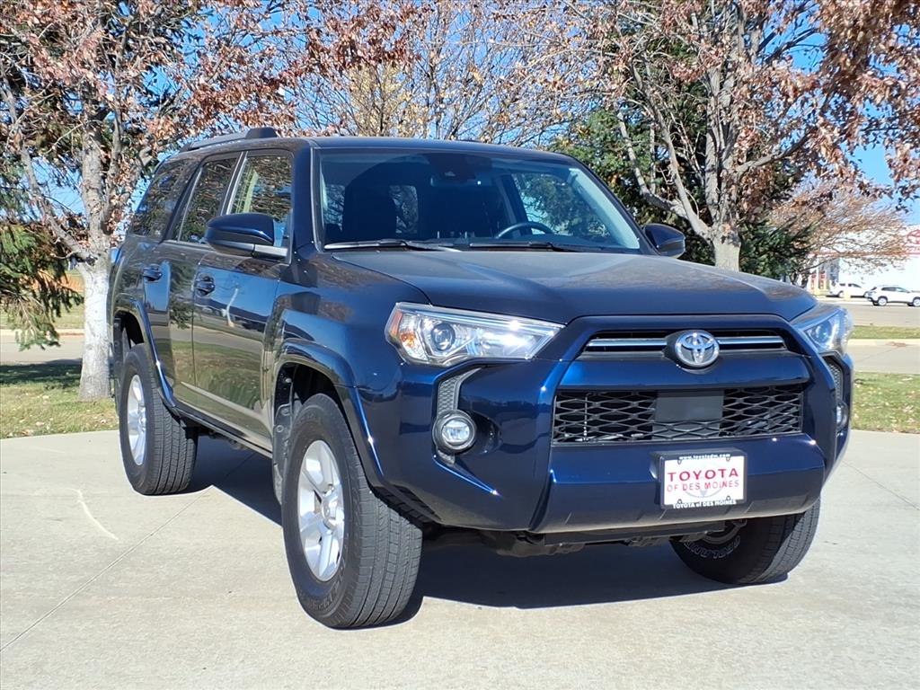 2022 Toyota Tacoma Double Cab SR5 photo 3