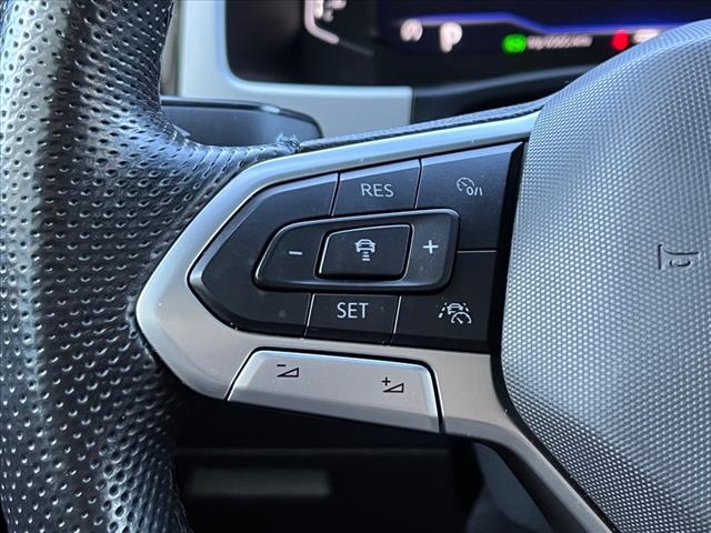 2022 Volkswagen Atlas Cross Sport 3.6L V6 SEL Premium R-Line
