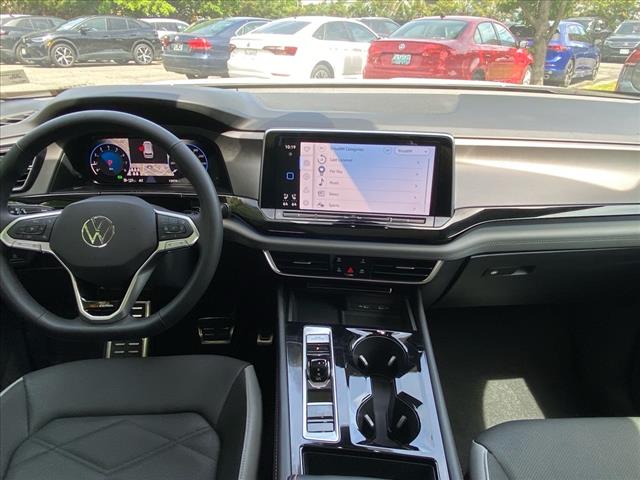 2024 Volkswagen Atlas 2.0T Peak Edition SEL
