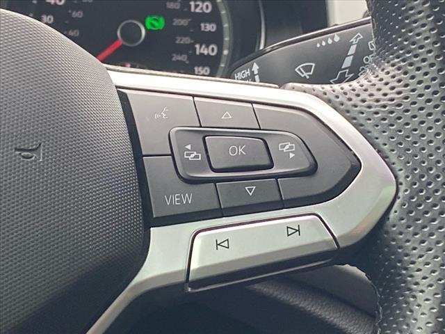 2021 Volkswagen Atlas Cross Sport 3.6L V6 SE w/Technology R-Line