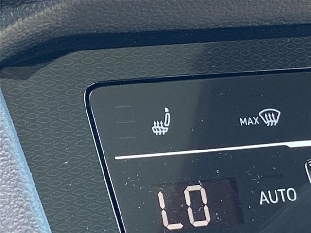2025 Volkswagen Taos 