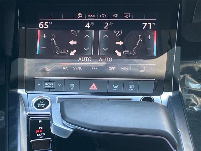 2021 Audi e-tron quattro Premium