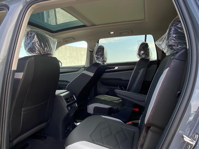 2025 Volkswagen Atlas Peak Edition 4Motion